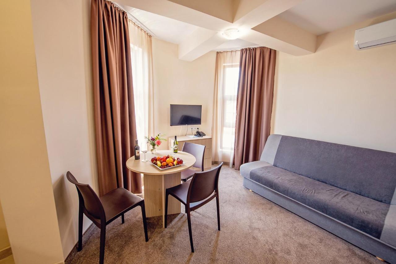 אובזור Hotel Santa Maria מראה חיצוני תמונה