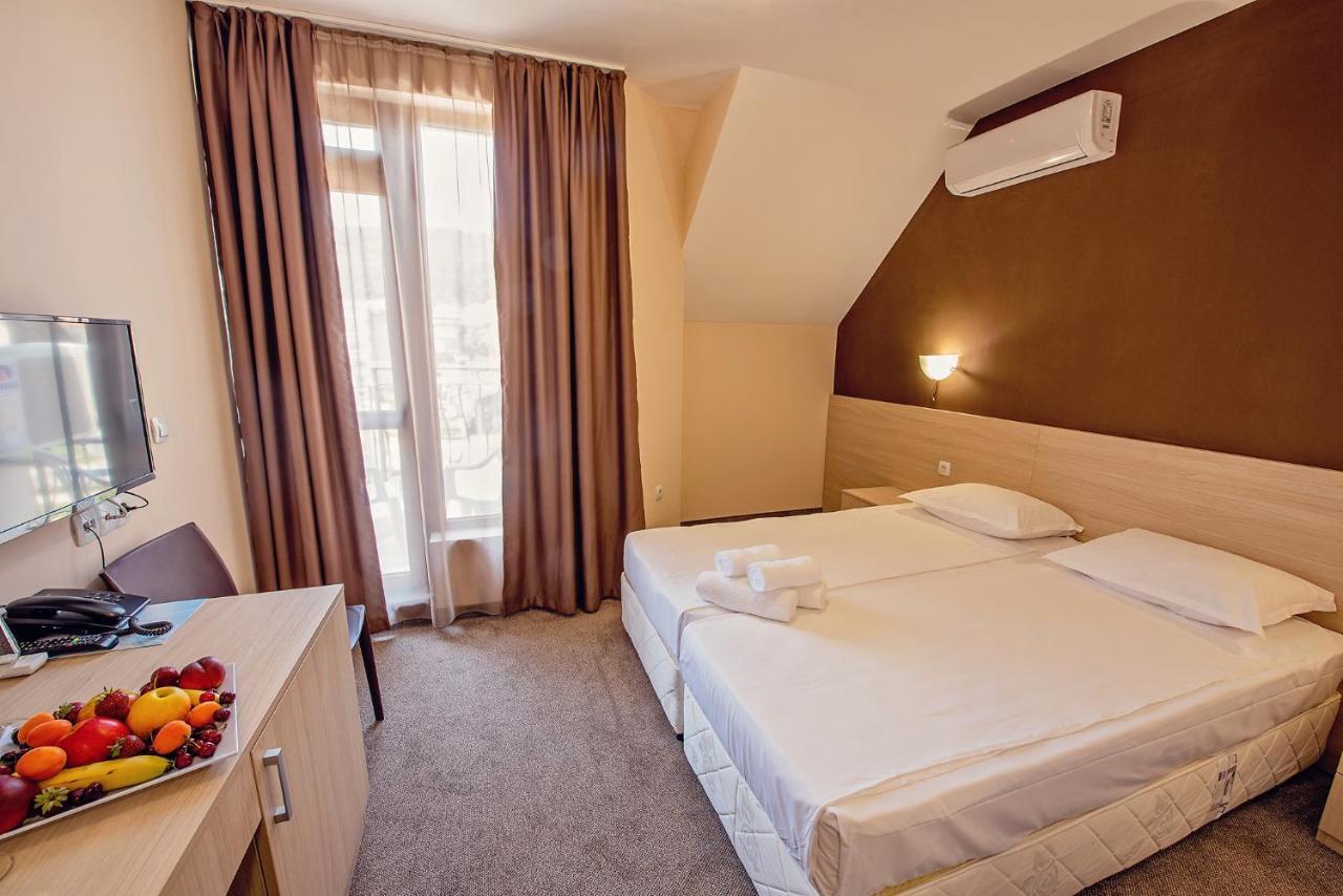 אובזור Hotel Santa Maria מראה חיצוני תמונה